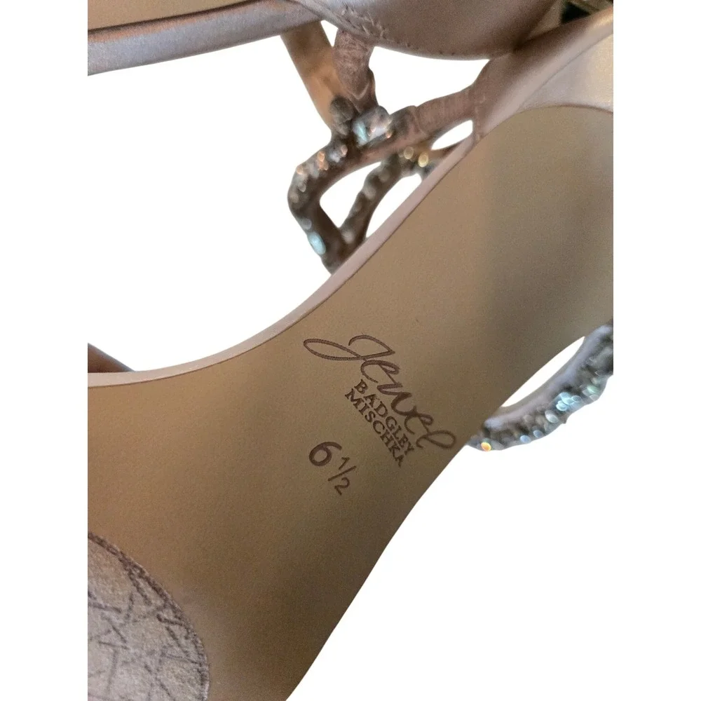 Badgley Mischka Satin Rhinestone Heels‎ 6.5 Blush Pink Formal Wedding Prom